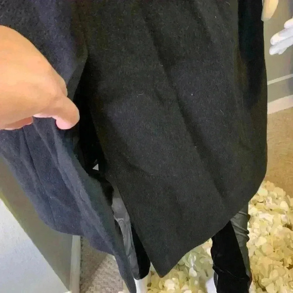 Jos A. Bank - Picture 10 of 13